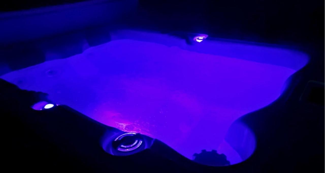 La Suite De Charme Du Mas De La Fontaine De Jonquier Avec Spa Privatif Séguret Εξωτερικό φωτογραφία